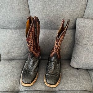 Lucchese cowgirl size 5 1/2